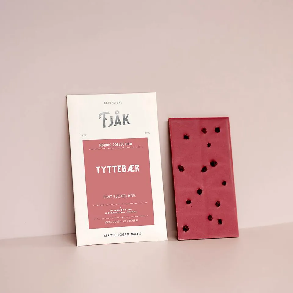 Fjåk Tyttebær hvit sjokoladeplate syrlig