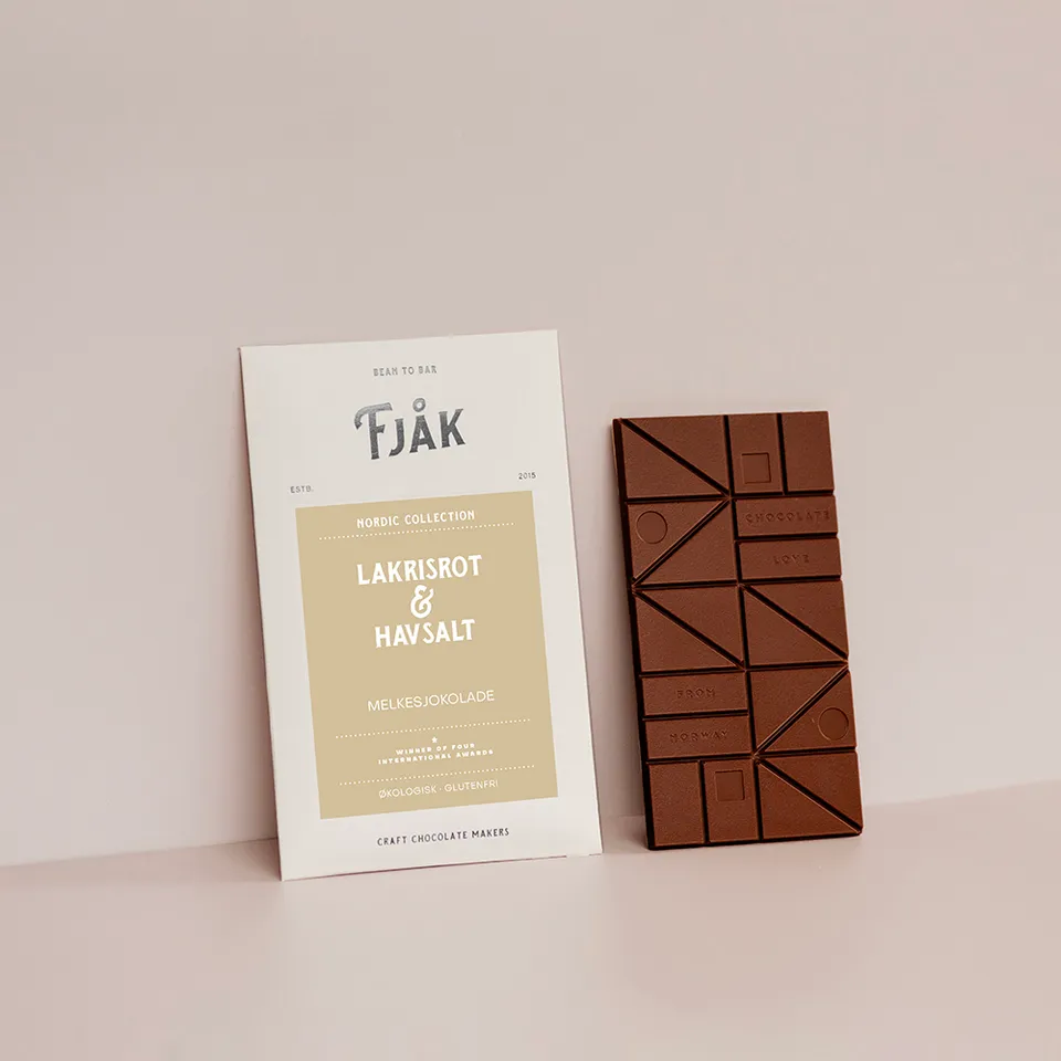 Fjåk 50% Lakrisrot melkesjokolade plate